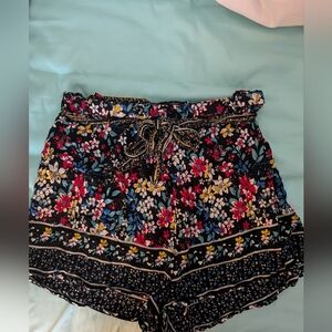 SHEIN paper bag shorts size 3XL, flowers